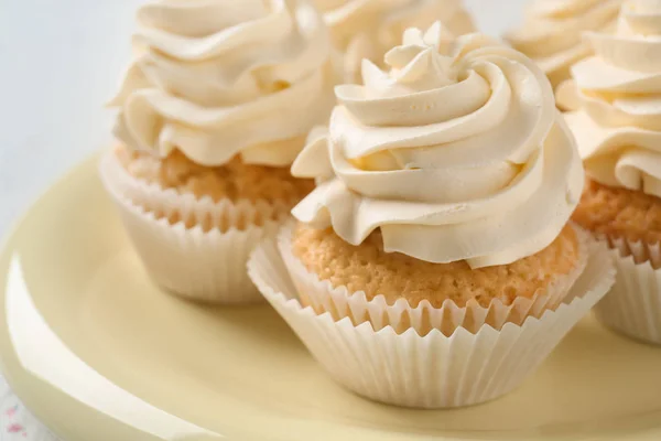 Deliciosos Cupcakes Plato Primer Plano — Foto de Stock