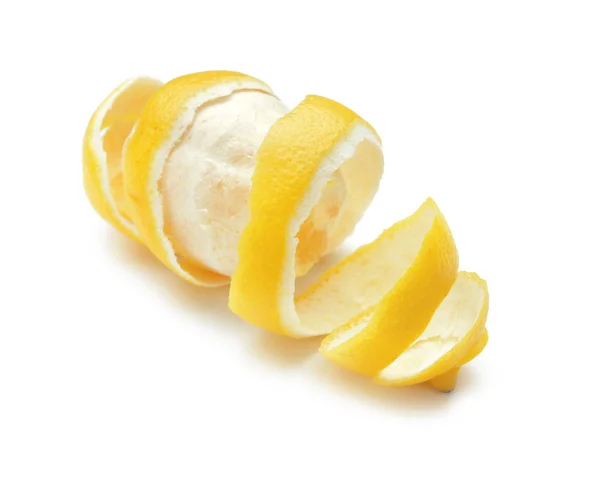 白い背景の上の皮をむいたレモン — ストック写真