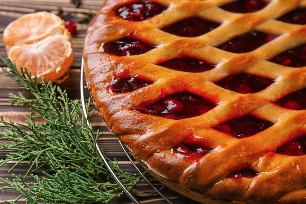 Tasty Christmas Pie Stuffed Cranberries Table Closeup — Stock Photo, Image