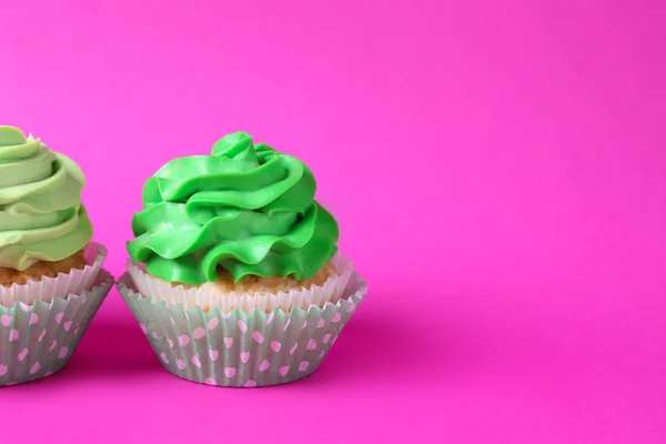 Tasty Cupcakes Color Background — Stock Photo, Image