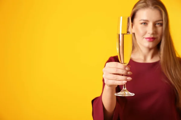 Beautiful Young Woman Glass Champagne Color Background — Stock Photo, Image