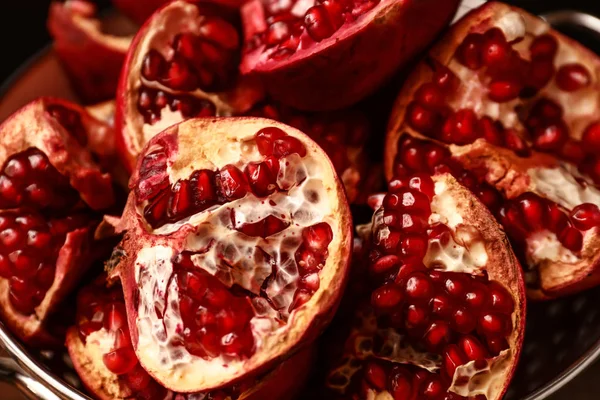 Fresh Ripe Pomegranates Closeup — Stock Photo, Image