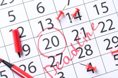 İşaretli tarihli takvim, kapat. Son teslim tarihi kavramı