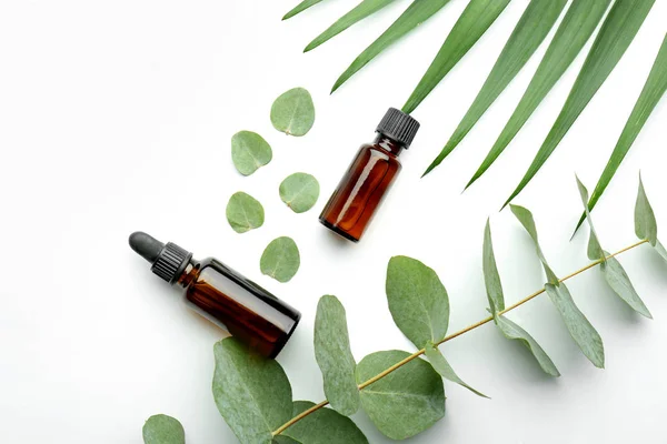 Bottles Eucalyptus Essential Oil White Background — Stock Photo, Image