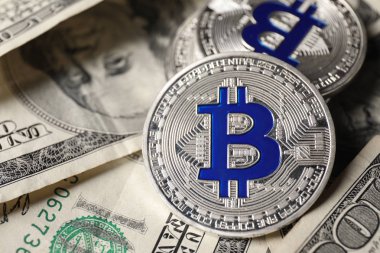 Bitcoins doları banknot, closeup üzerinde