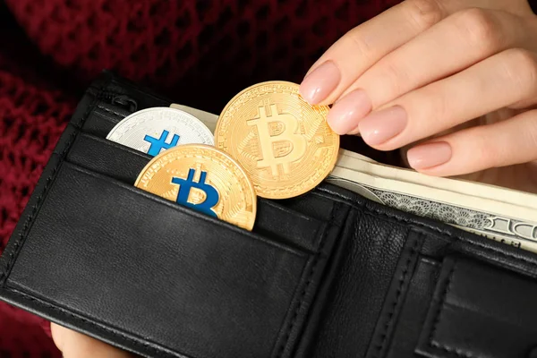 Woman Holding Wallet Money Bitcoins Closeup — Stock Photo, Image