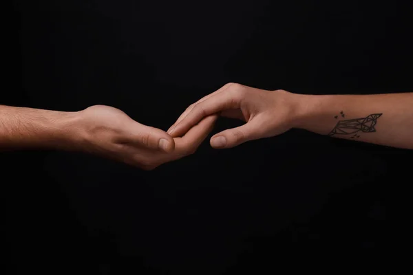 Hombre Mujer Tomados Mano Sobre Fondo Oscuro —  Fotos de Stock