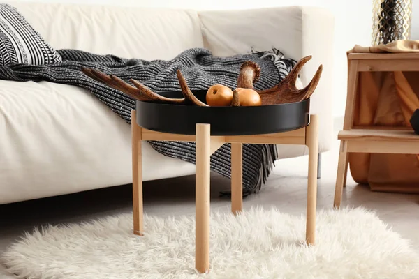 Stylish Table Golden Apples Moose Horn Interior Room — Stock Photo, Image