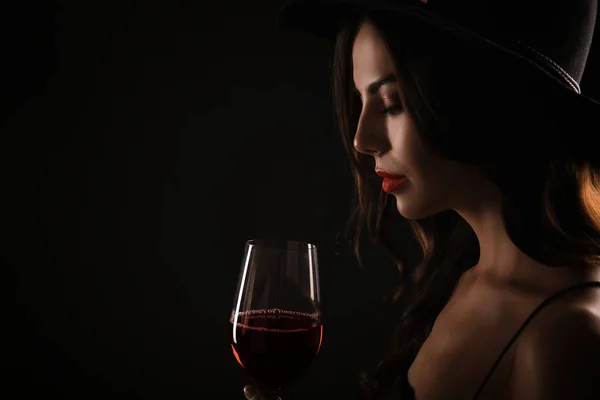 Beautiful Young Woman Glass Wine Dark Background — Stock Photo, Image