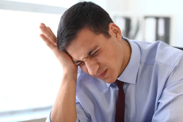 Young Businessman Suffering Headache Office — Stock Photo, Image