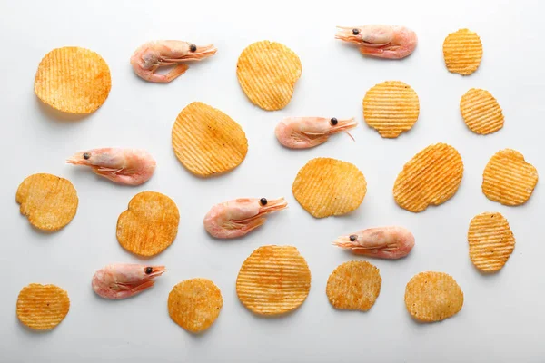 Tasty Potato Chips Shrimps White Background — Stock Photo, Image