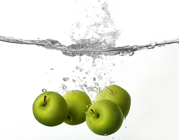 Van Appels Vallen Water Witte Achtergrond — Stockfoto