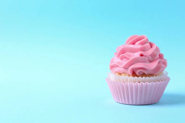 Tasty Cupcake Color Background — Stock Photo, Image