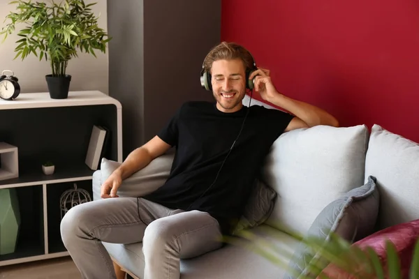 Young Man Listening Music Home — Stock Photo, Image