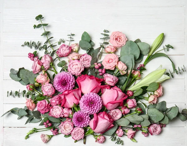 Beautiful Pink Roses Eucalyptus Branches White Wooden Background — Stock Photo, Image