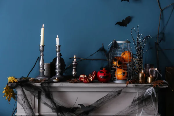 Decorations Halloween Party Mantelpiece — Stock Photo, Image
