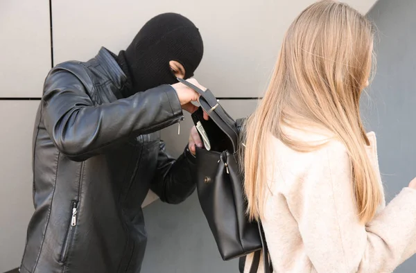 Male Thief Stealing Wallet Money Woman Outdoors — Stock Photo, Image
