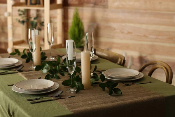 Świąteczny Stół Ustawienie Świąteczny Obiad — Zdjęcie stockowe