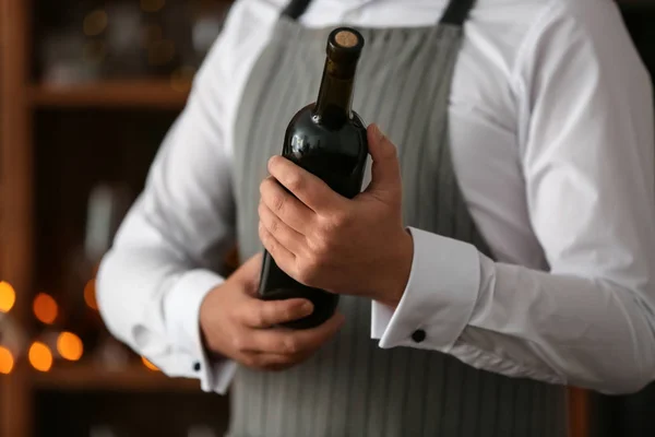 Barman Bottle Wine Closeup — Stock Photo, Image