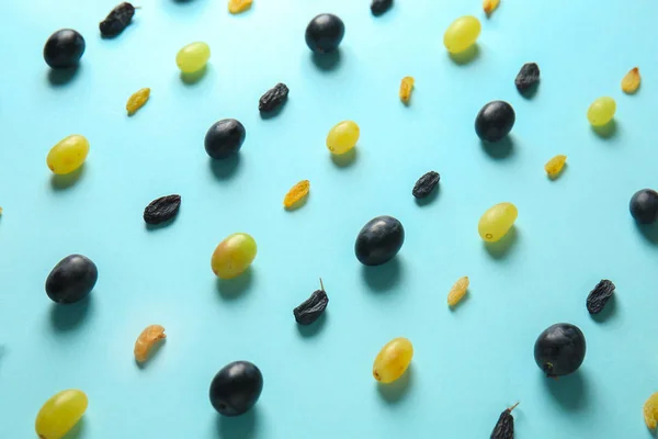 Grapes Raisins Color Background — Stock Photo, Image