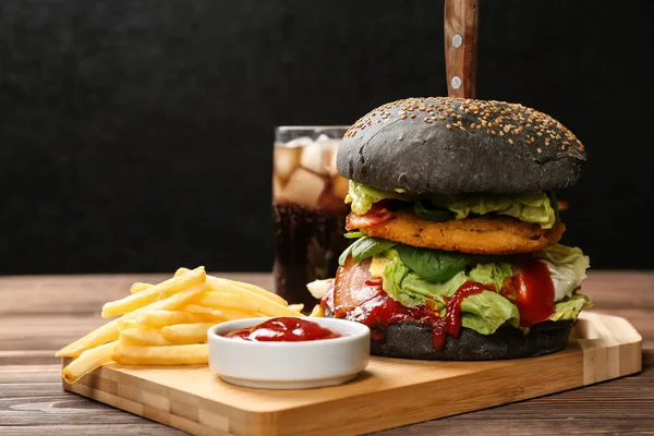 Wooden Board Tasty Burger French Fries Table — Stock Photo, Image