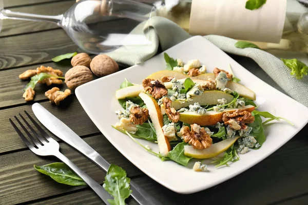 Delicious Fresh Salad Walnuts Plate — Stock Photo, Image