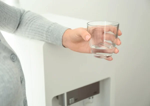 Woman Glass Water Cooler Office — Stock Photo, Image
