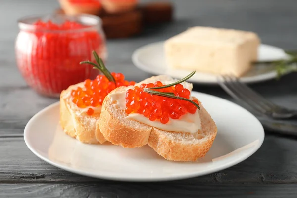 Delicious Sandwiches Red Caviar Plate — Stock Photo, Image