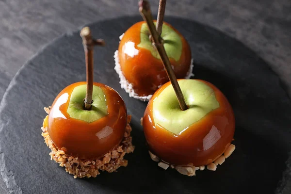 Delicious Caramel Apples Tree Branches Slate Plate — Stock Photo, Image