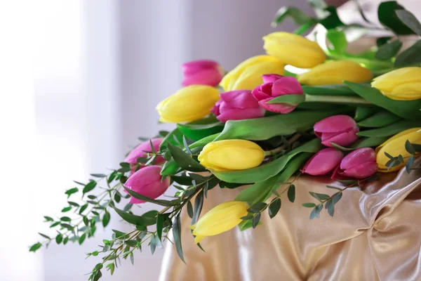 Beautiful Tulips Mother Day Table Closeup — Stock Photo, Image