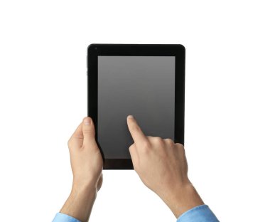 genç işadamı beyaz zemin üzerine Tablet PC'yi kullanma