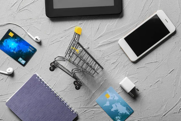 Composition Small Cart Gadgets Credit Cards Grey Background Online Shopping — Stock Photo, Image