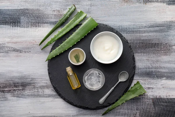Kosmetické Produkty Aloe Dřevěný Stůl — Stock fotografie