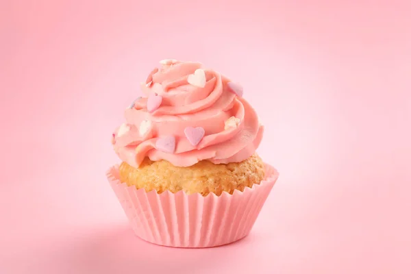Sabroso Cupcake Sobre Fondo Color —  Fotos de Stock