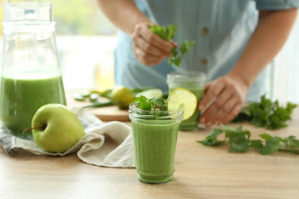 Jar Aloe Vera Cocktail Wooden Table — Stock Photo, Image