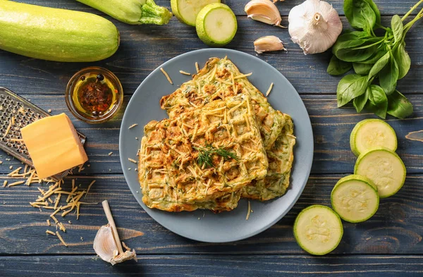 Assiette Avec Gaufres Courge Savoureuses Différents Produits Sur Table Bois — Photo