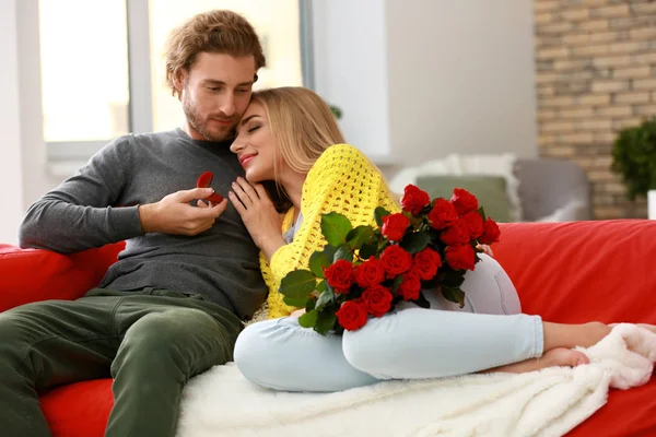 Young Man Proposing His Beloved Home — Stock Photo, Image