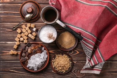 Ahşap masa kahve şeker çeşitleri