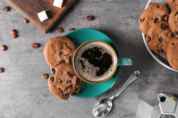 Ízletes Illatos Kávé Cookie Szürke Tábla — Stock Fotó