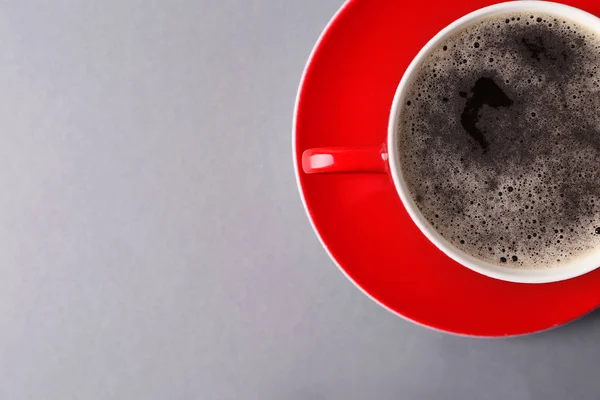 Taza Sabroso Café Aromático Sobre Fondo Gris —  Fotos de Stock