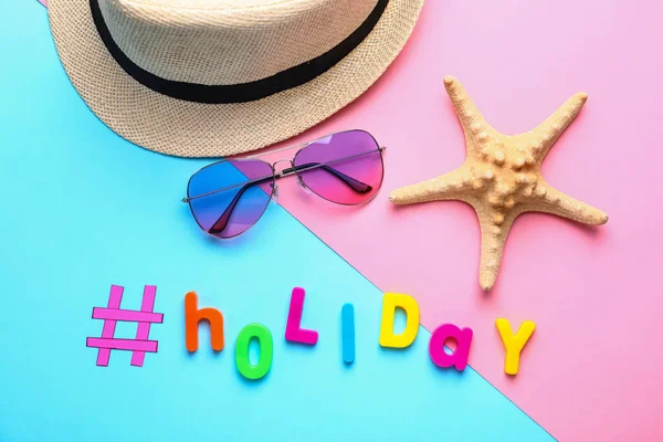 Composición Con Hashtag Holiday Sobre Fondo Color — Foto de Stock