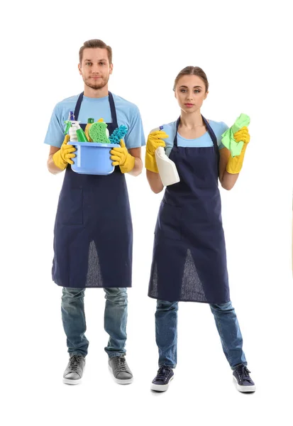 Homem Mulher Com Suprimentos Limpeza Fundo Branco — Fotografia de Stock