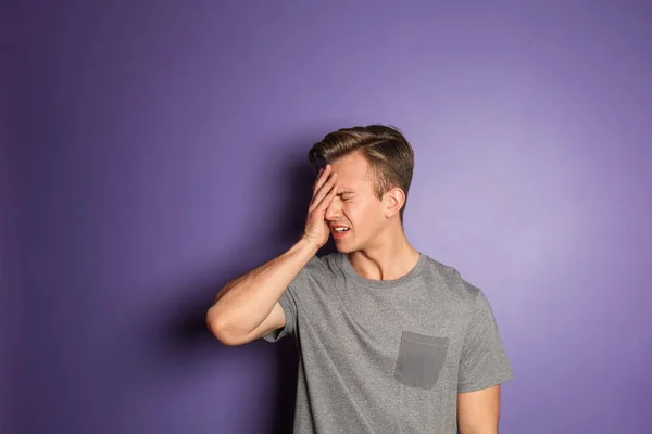 Portrait Stressed Young Man Color Background — Stock Photo, Image