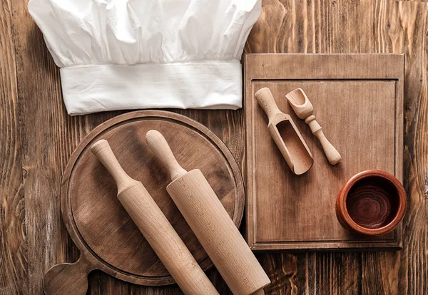 Chef Hat Kitchenware Wooden Table — Stock Photo, Image