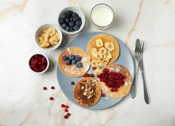 Tasty Pancakes Banana Slices Berries Glass Milk Light Table — Stock Photo, Image