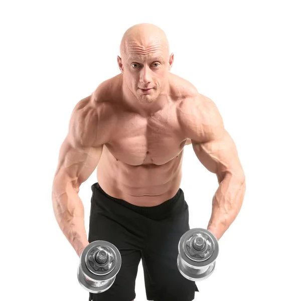 Muskulöser Bodybuilder Mit Hanteln Auf Weißem Hintergrund — Stockfoto