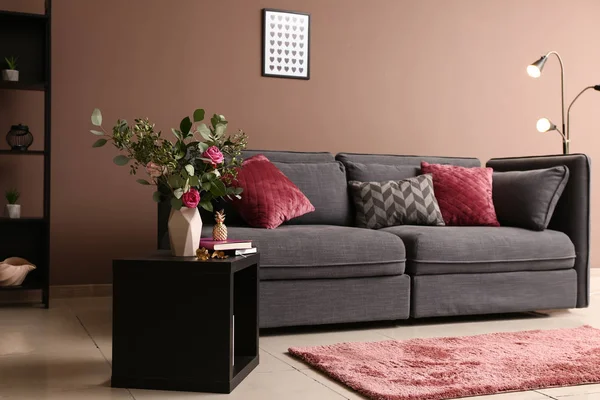 Beautiful Interior Modern Room Comfortable Sofa — Stock Photo, Image