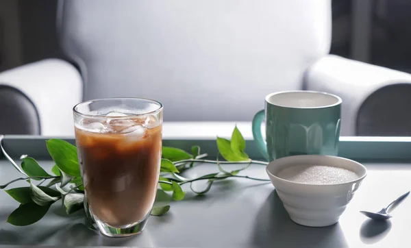 Glas Smakelijke Frappe Koffie Kom Met Suiker Tafel — Stockfoto