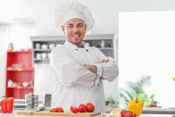 Retrato Chef Masculino Cozinha — Fotografia de Stock