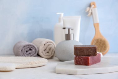 Tablo banyo sabun ve vücut bakım kozmetik